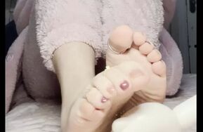 大学生女ee开发家人tk（在线播）