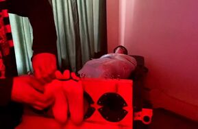 TheBKTickler   Catwoman The Ticklish Halloween   Part 3 Wrapped And Wrecked