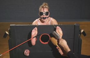 【在线播】RFStudioProduction – Vanda – Bastinado and Tickling in Heavy Stocks