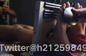 超怕痒的JOEY女神初次足枷和全身tk